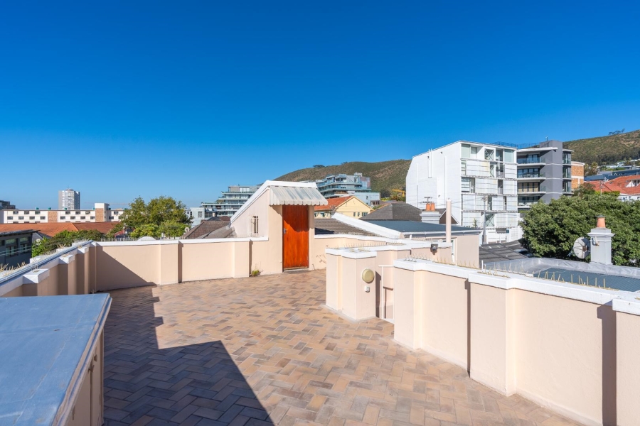 4 Bedroom Property for Sale in Bantry Bay Western Cape